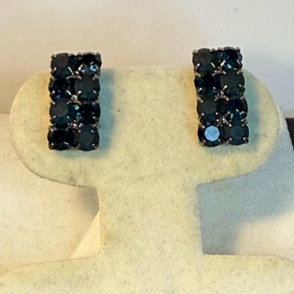 Vintage Midnight Blue Cluster clip Earrings